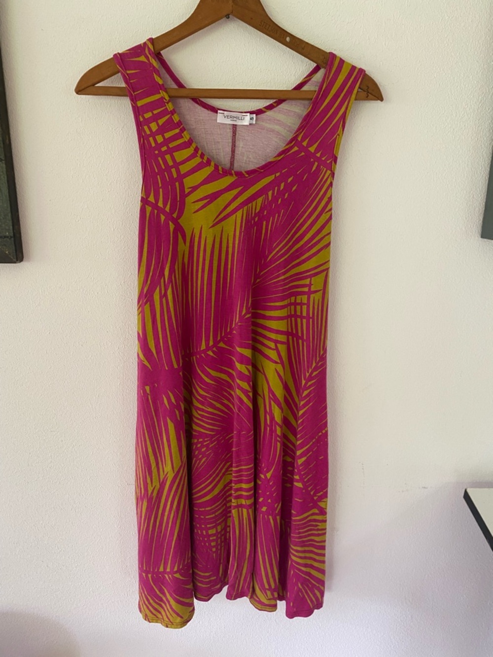 Vermilli Hawai’i Palm-Print Swing Dress in Fuchsia & Olive